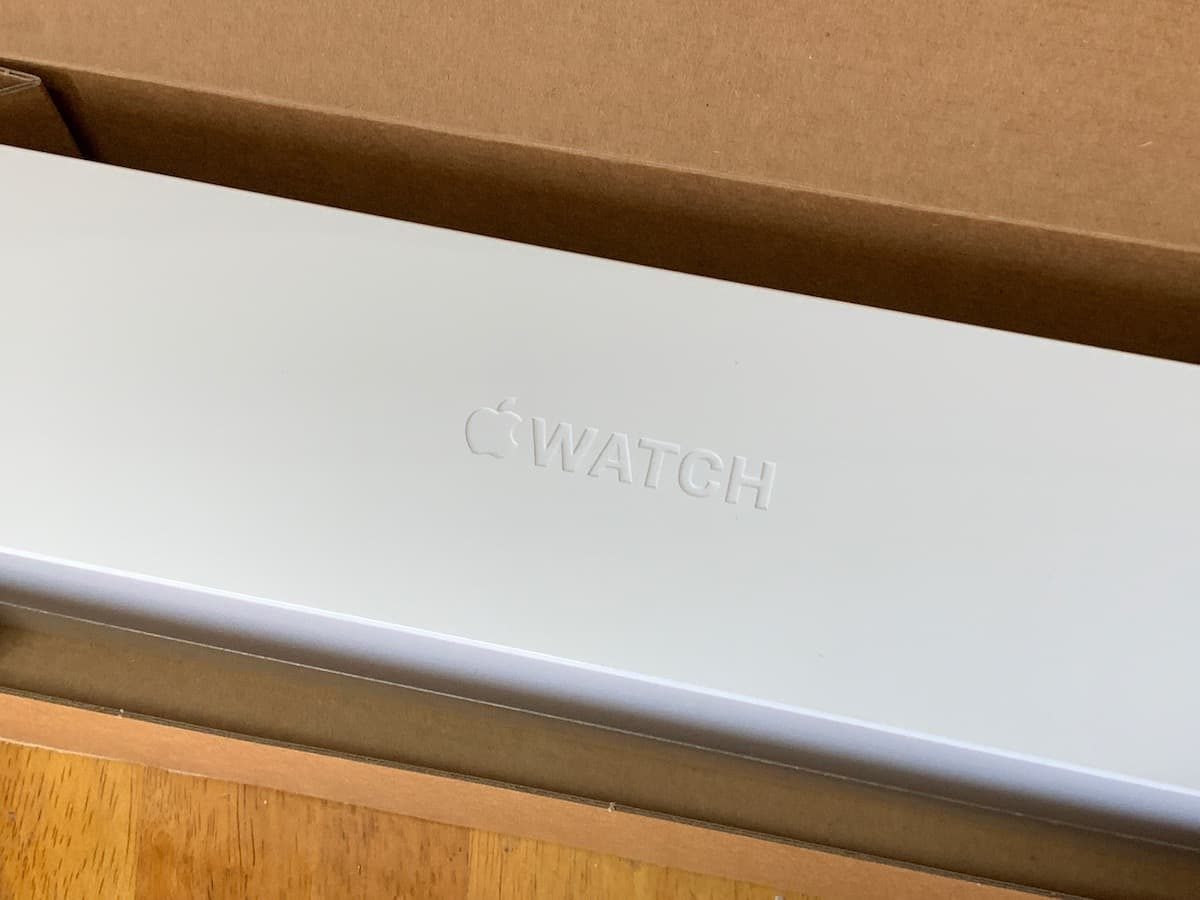 Apple Watch 5の外箱
