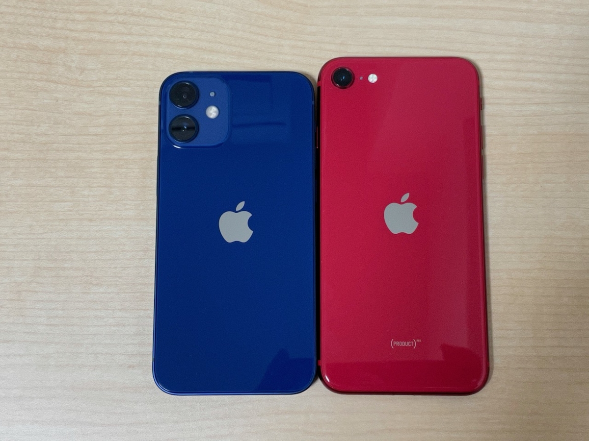 iPhone SEとのサイズの比較