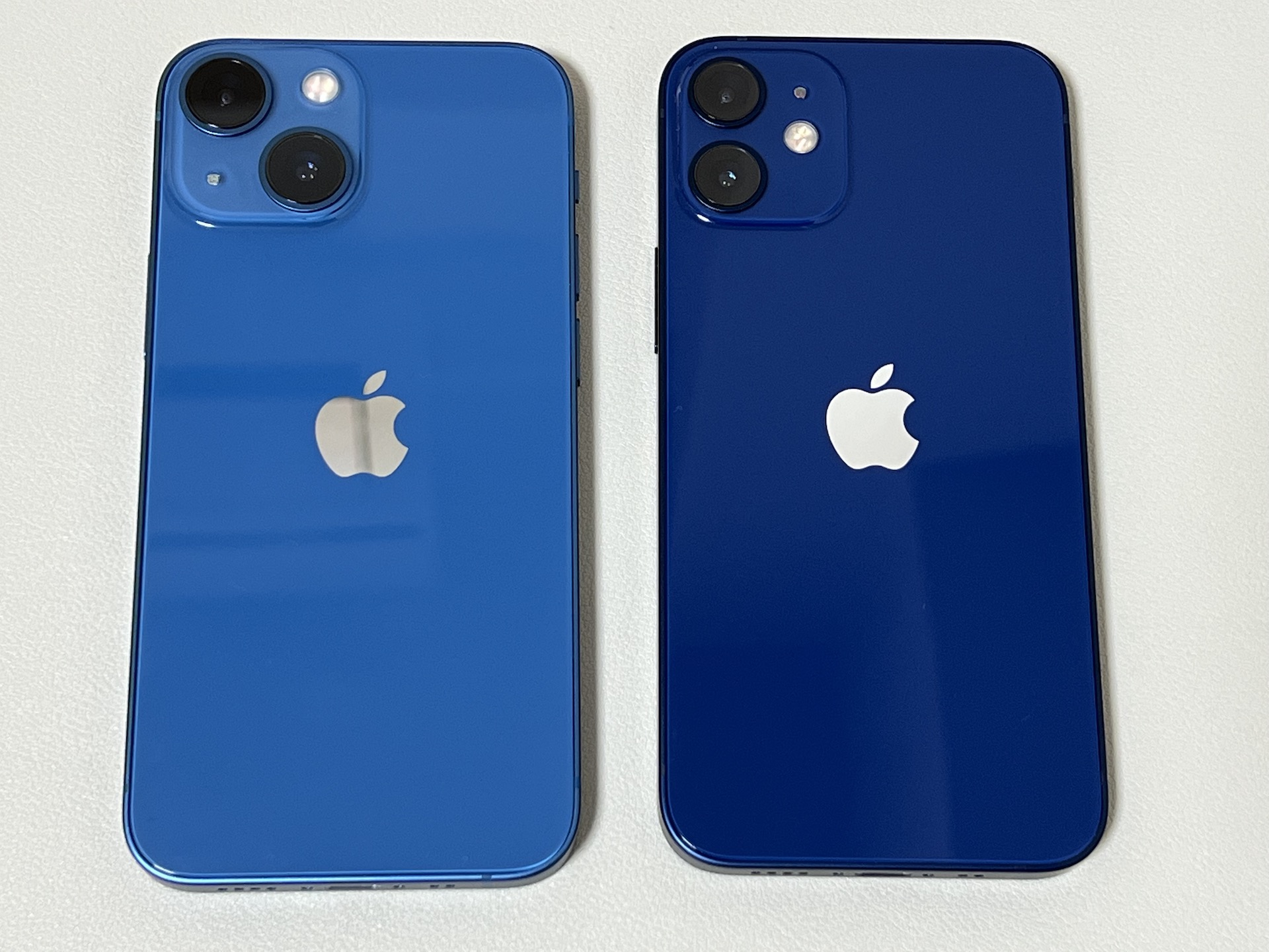 iPhone13 miniとiPhone12 mini