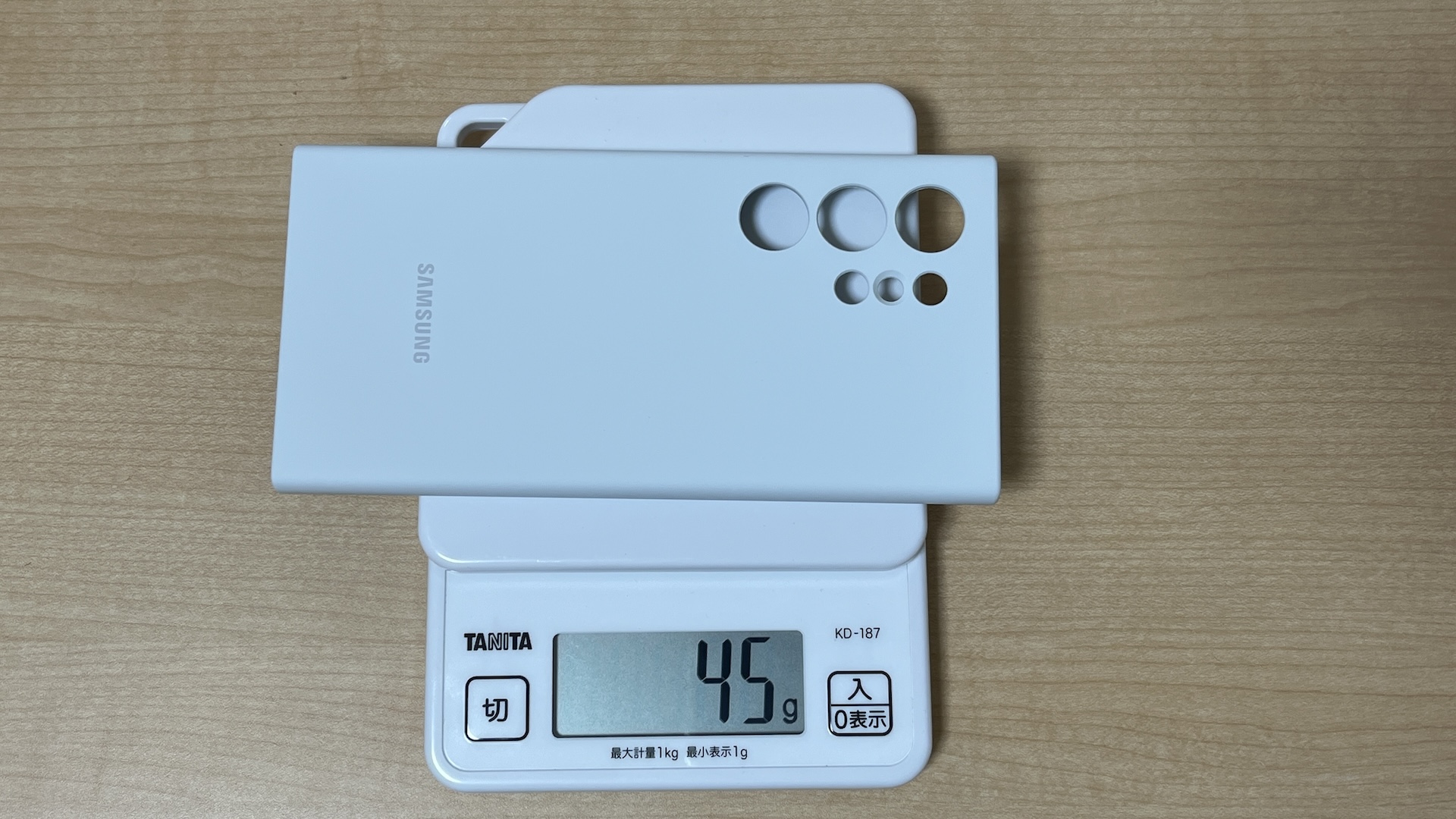 Samsung純正。Galaxy S24 Ultra Silicone Case|ホワイト|スマホケースの重さ